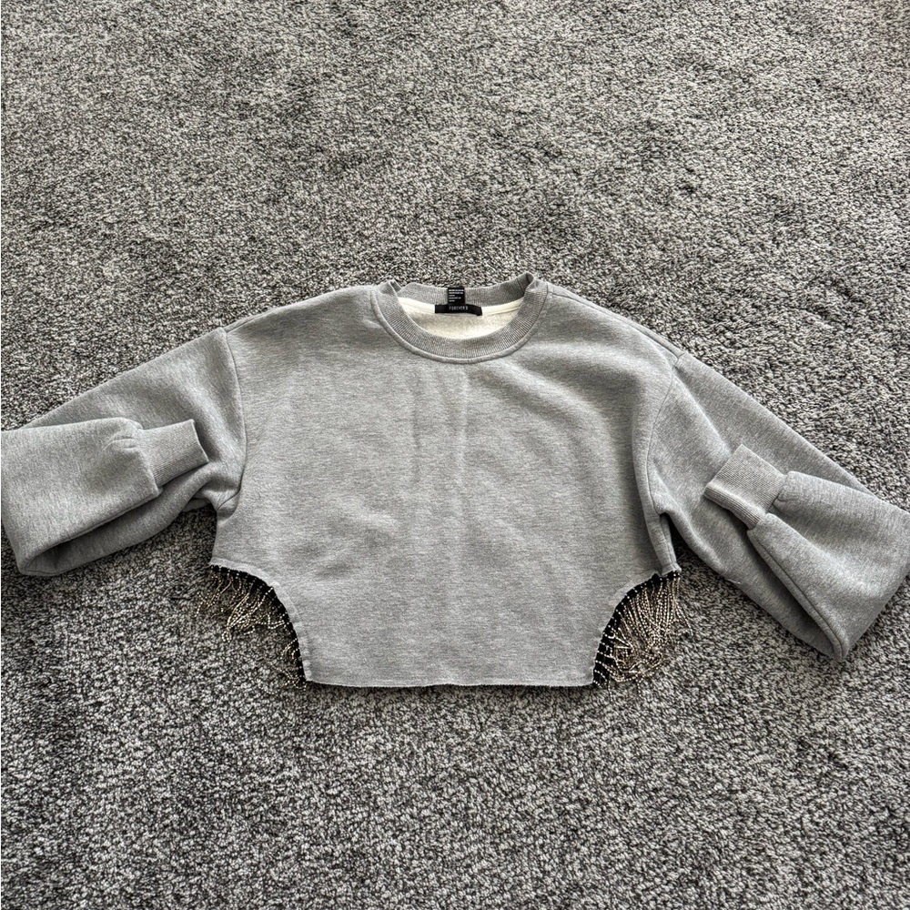 Gray Cropped Sweatshirt with Fringe Detail